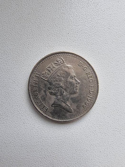 Moneda Regina Elisabeta a ll-a 1992