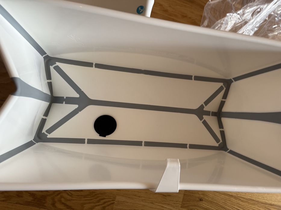 Stokke Flexi Bath Сгъваема ваничка с подложка + Стойката