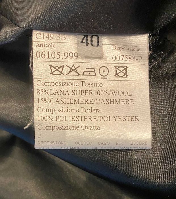 Ново дамско палто. Вълна/кашмир. Италия. MAZZI. Размер 40.