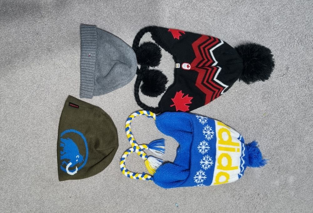 Căciuli de vănzare