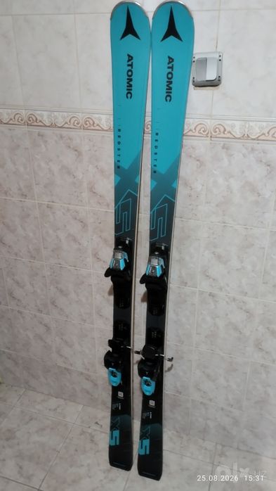 161 см. Горные лыжи Atomic redster X5