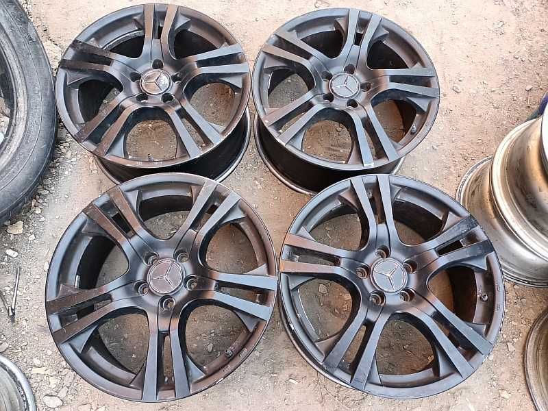 Продам оригинальные легкосплавные диски "Platin" на Mercedes