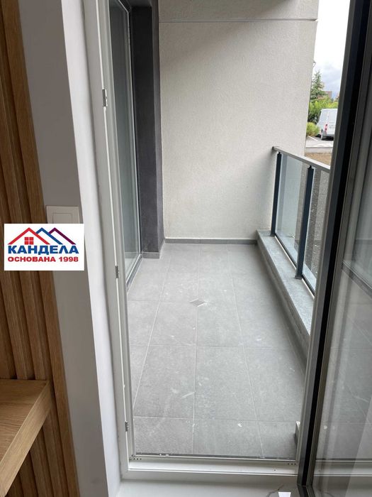 Продава се Двустаен апартамент в Пловдив, Остромила - 70 кв.м за 1856 €/кв.м - Снимка #9