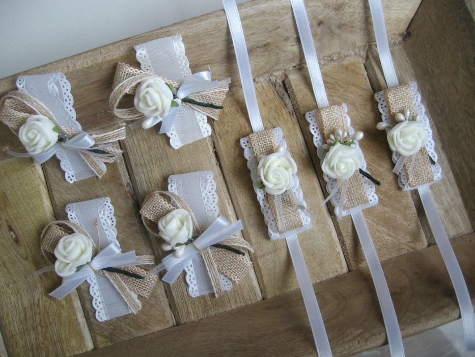 Шаферски гривни, Бутониери за сватба