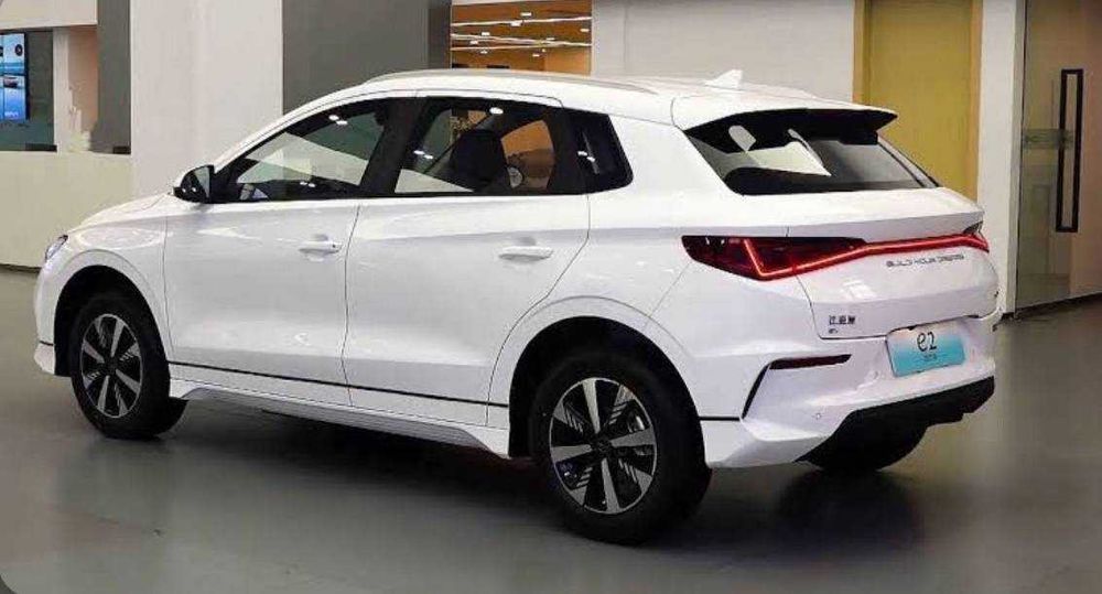 Byd E2 Naqt va xalol nasiyaga