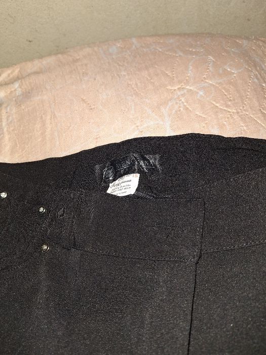 Продам брюки на девушку.