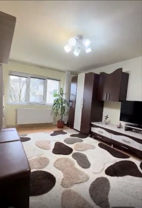 Apartament doua camere oferit spre  inchiriere de proprietar  Calea Lipovei