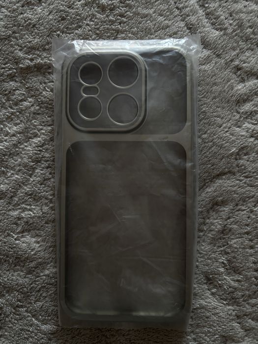 Продаю новые чехлы на Смартфон OnePlus 15