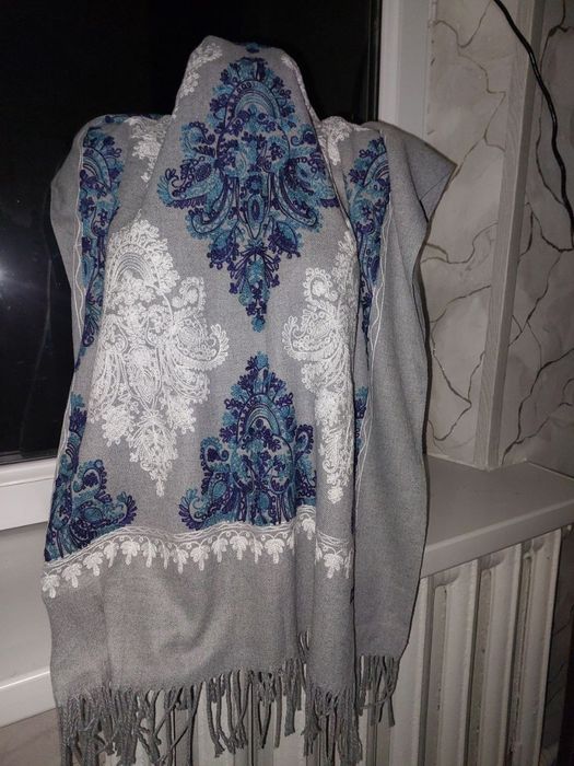 Головные уборы шарфы