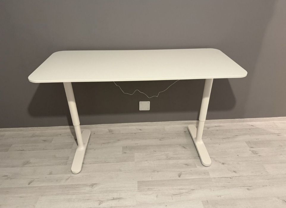 Birou IKEA Bekant alb 120x80