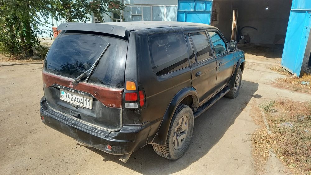 Митсубиси Монтеро спорт