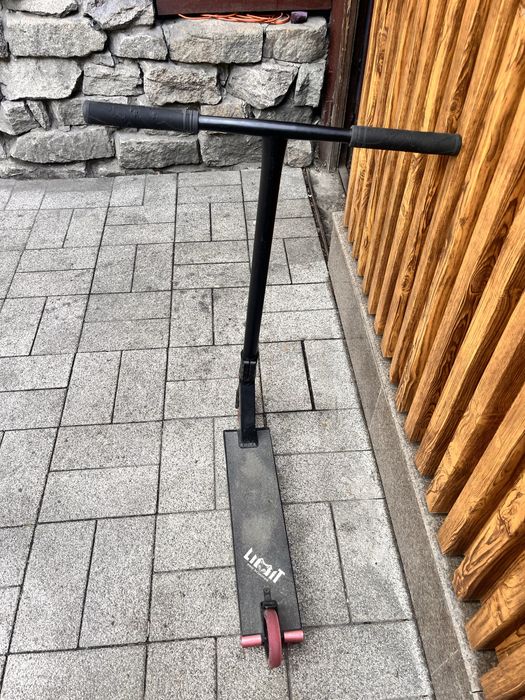 Трюковой самокат Limit LMT70