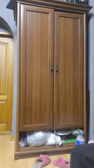 продам шкаф б/у.