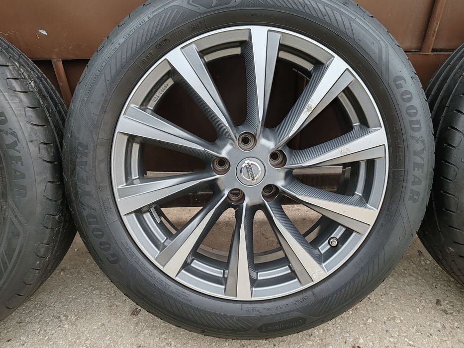 Nissan X Trail- 225/55/19