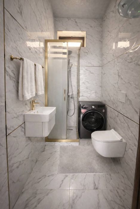 Сдаеться в аренду, 1 и 2 ой этаж 4 рёх этажного участка