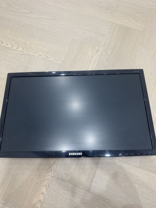Продам монитор Samsung