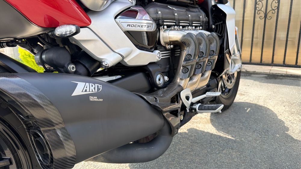 Triumph Rocket 3 R