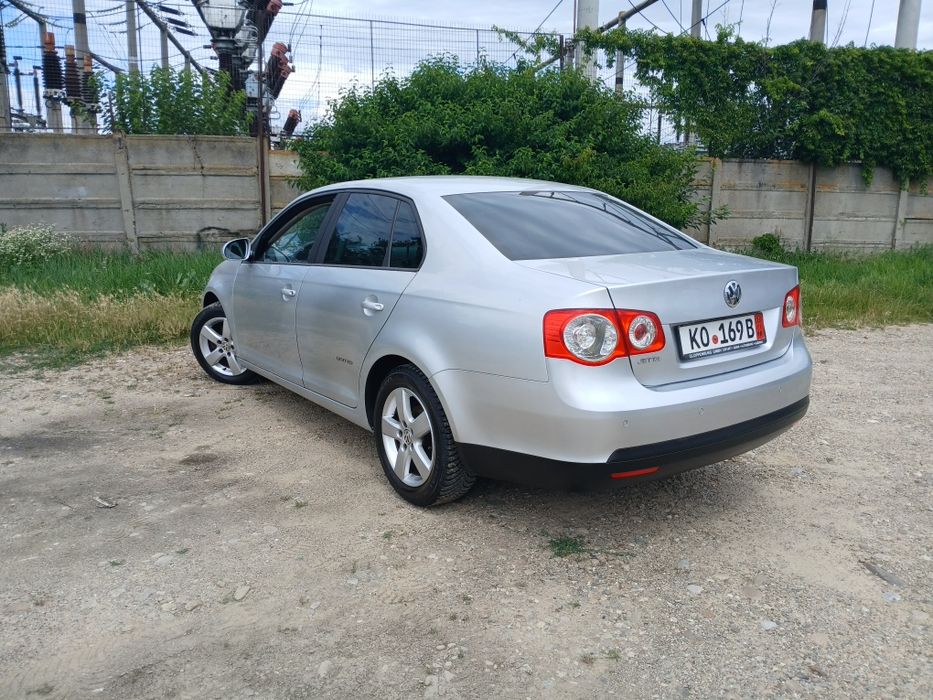 VOLKSWAGEN Jetta 2008 — imagine 4