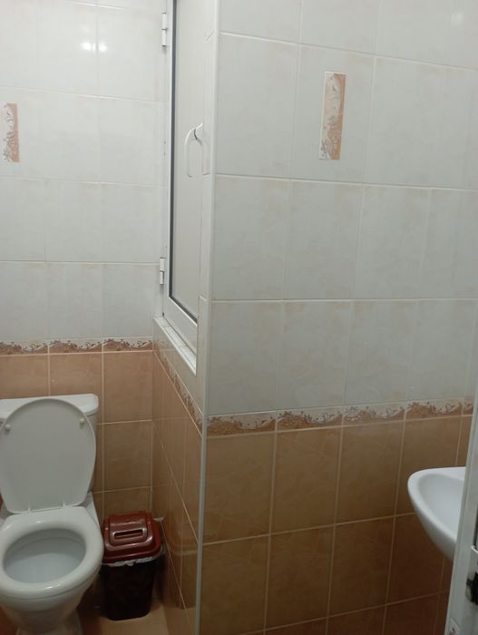 Продается 4 комнатная Чиланзар 19кв 4/1/4