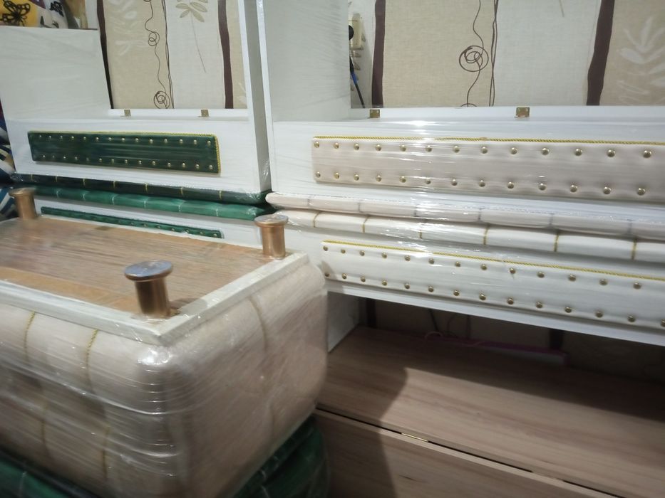 Продам Пуфик готовый новый