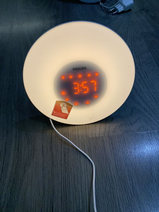 Philips нощна лампа с часовник