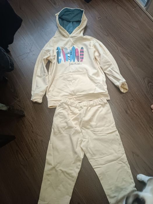 Продаются вещи на девочку 10-12 лет