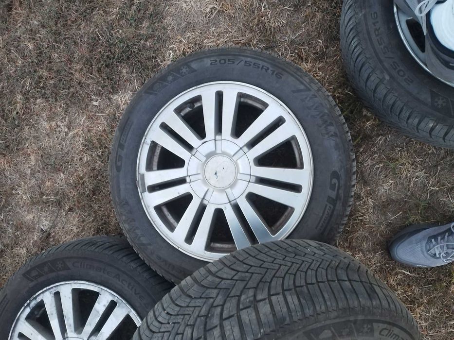 Jante aluminiu ford pe 16 cu cauciucuri