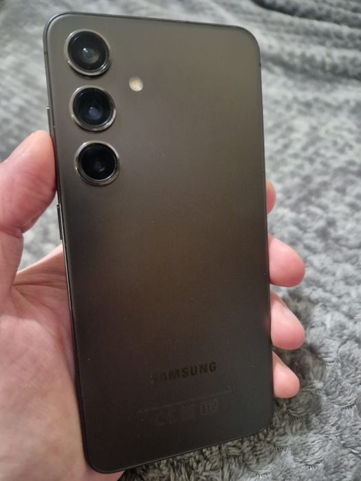 Samsung S24 128гб