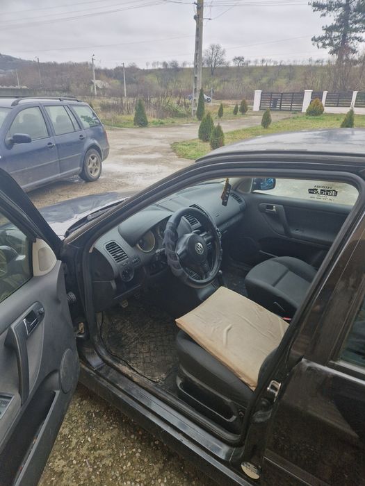 Vând polo 6n2 an 2001
