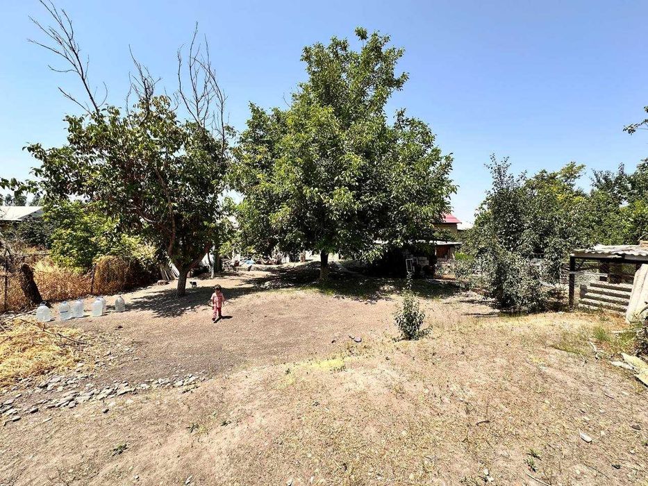 Xovli sotiladi 8 sotix Продается участок Ахмад Яссавий 8 соток