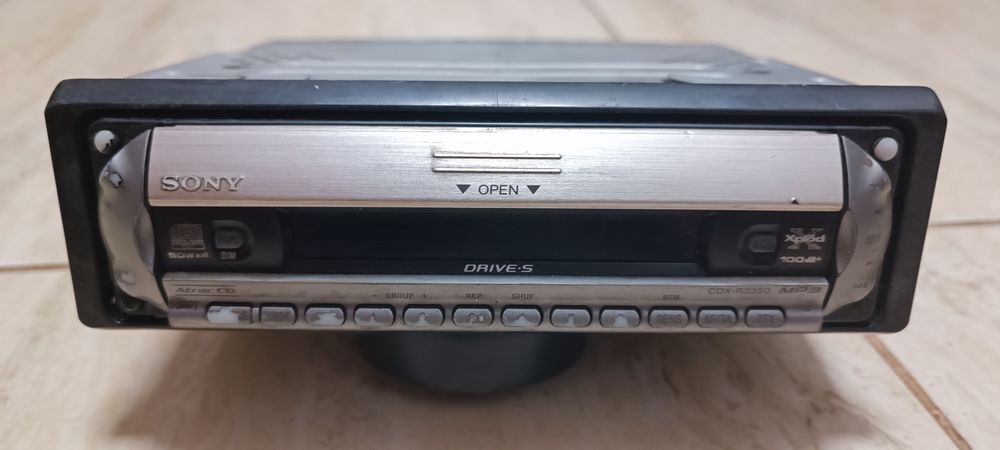 Cd player Sony explode 4x50w cu telecomanda