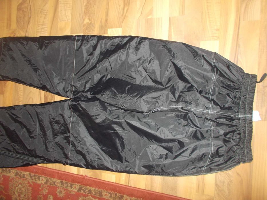 pantaloni HELD moto sau alt sport,impermeabili ( grosi ) ,marimea L