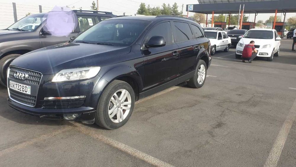 Audi Q7 4.2 • 2006 год •