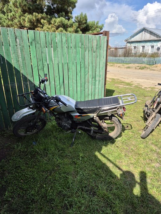 Продам мотоцикл 200куб