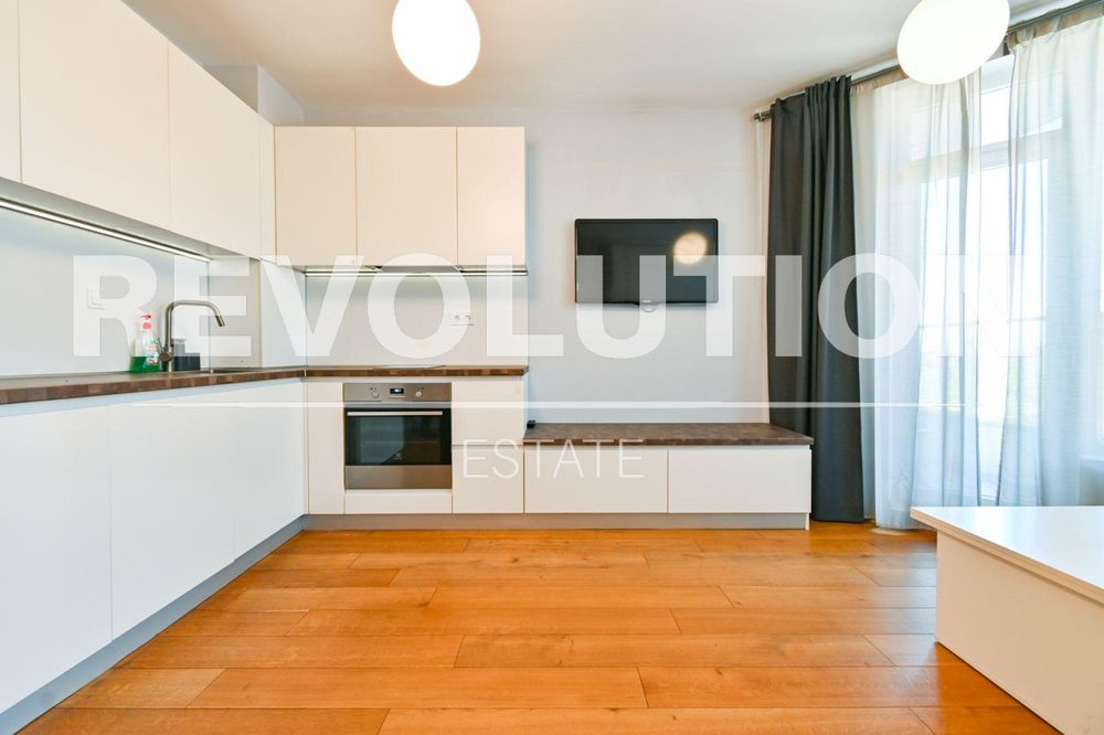 Продава се Едностаен апартамент в София, Кръстова вада - 38 кв.м за 2685 €/кв.м - Снимка #1