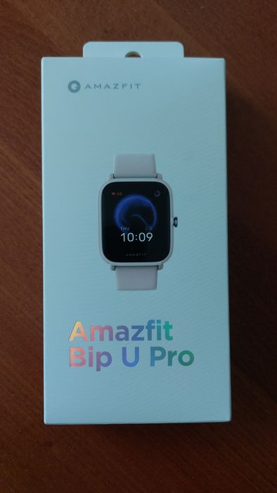 Продавам смарт часовник Amazefit Bip U Pro