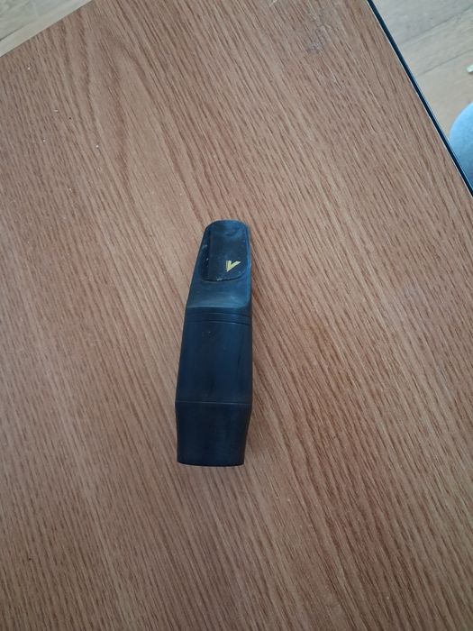 Vând Vandoren a27 v16 s+ stare perfectă de funcționare ton plăcut