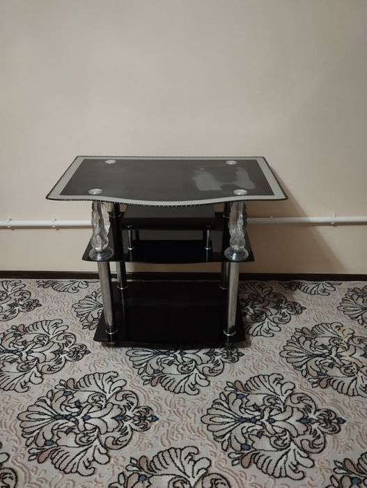 Поставка для телевезор