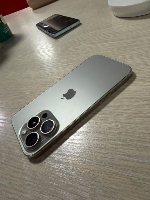 iPhone 16 pro 128gb