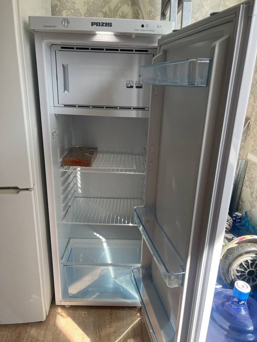 Продам 2 холодильника Bosch и Pozis compact