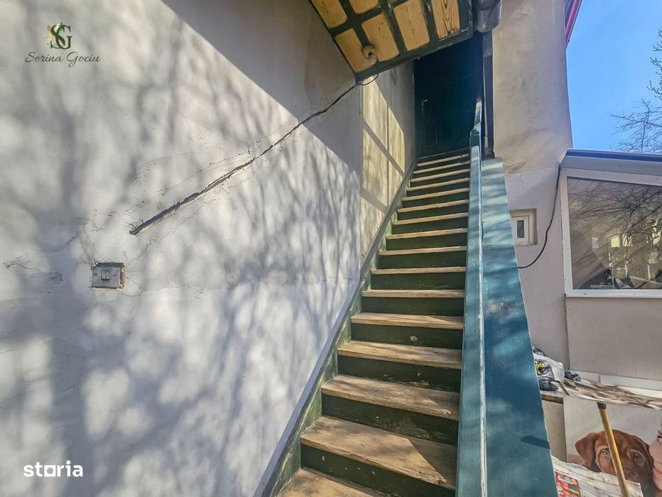 De vanzare Apartament cu 3 camere in casa, Centrul Vechi, Brasov