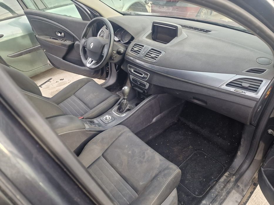 Dezmembram Renault Megane 3 Facelift 2014 1.5dci Euro 5