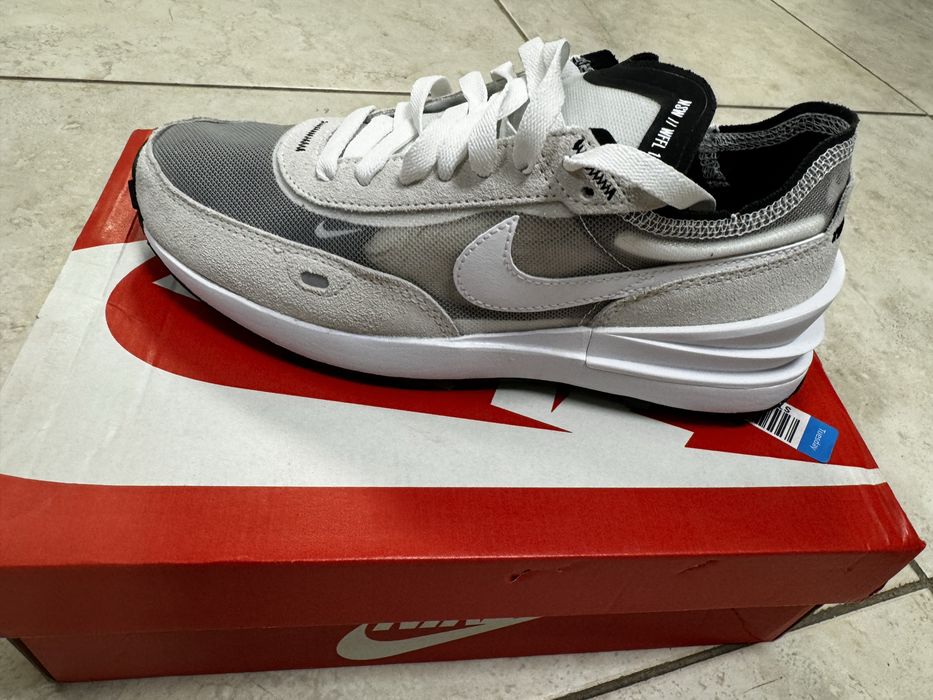 Маратонки Nike номер 37