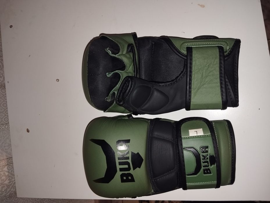 Продам перчатки BUKA