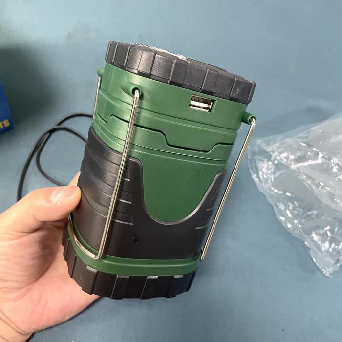 Quyoshdan quvvat olib ishlovchi chiroq