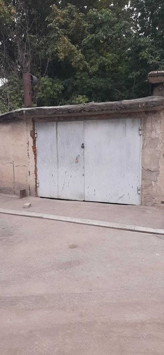 Приму в хранение шины, диски, колеса