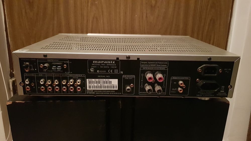 Pentru muzica  de reparat sau piese de schimb amplificator receiver Marantz SR 5023