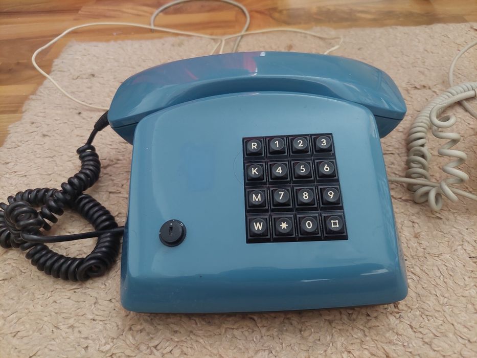 Telefon fix cu fir ,telefoane fixe cu butoane