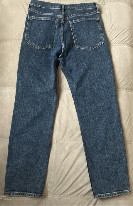 Чисто нови дънки с етикет Mango