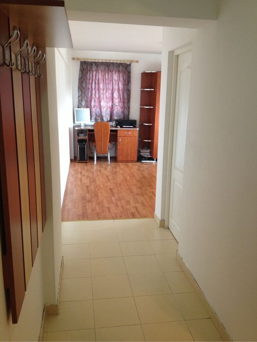 Inchiriez apartament cu o camera + Garaj, zona Calea Turzii